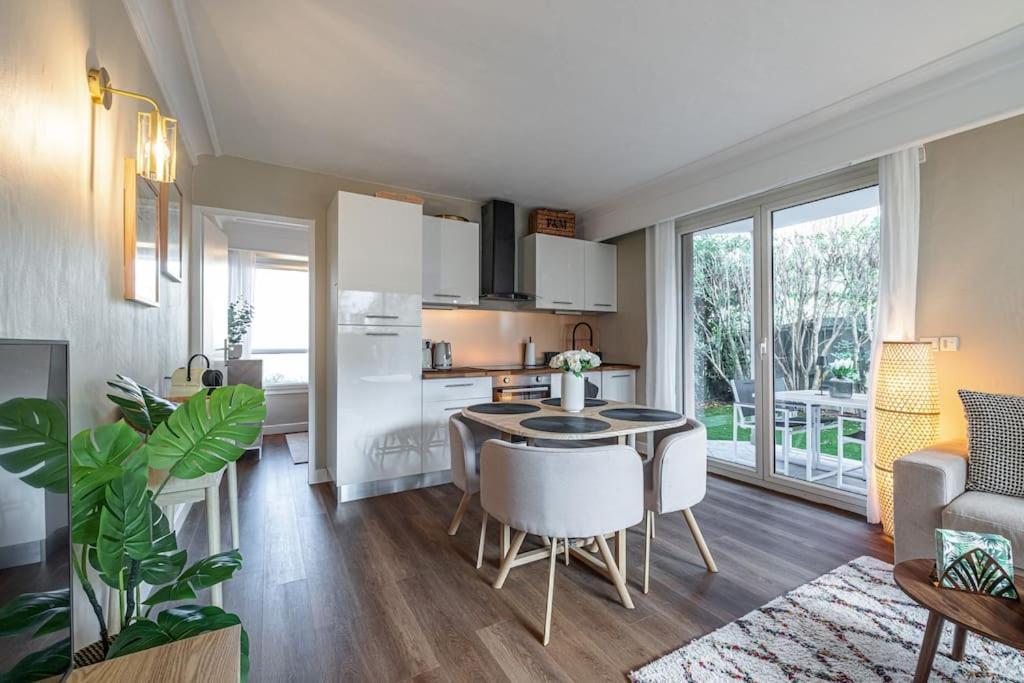 Elegant And Chic 2 Bedroom With Pool Appartement *