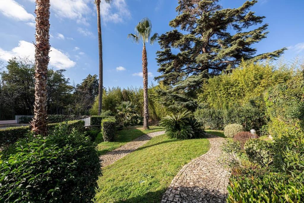 Elegant And Chic 2 Bedroom With Pool *