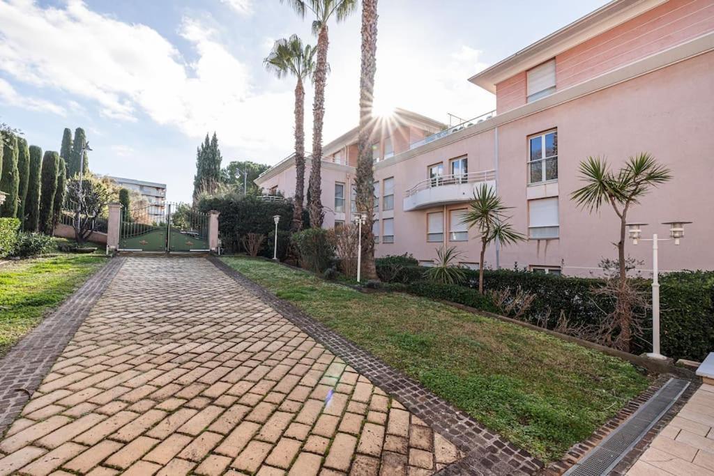 Elegant And Chic 2 Bedroom With Pool Appartement